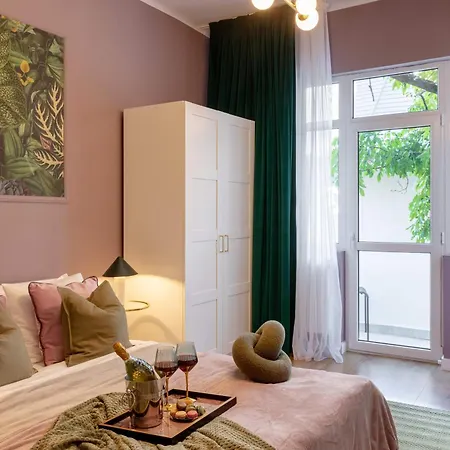 Daire Serene 1br In Square *